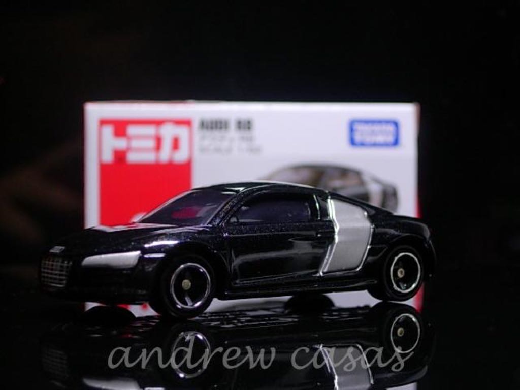 Audi R8 - Takara Tomy Regular toy car collectible - Main Image 2