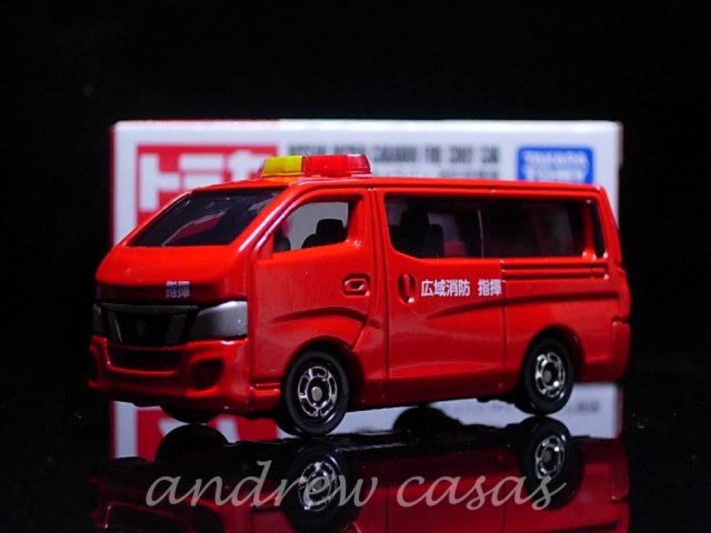 27.1 Nissan NV350 Caravan Fire Chief Car - VIETNAM - Takara Tomy Regular toy car collectible - Main Image 1