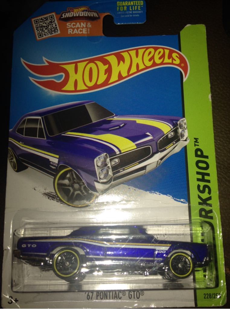 ’67 Pontiac GTO - HW WORKSHOP toy car collectible - Main Image 1
