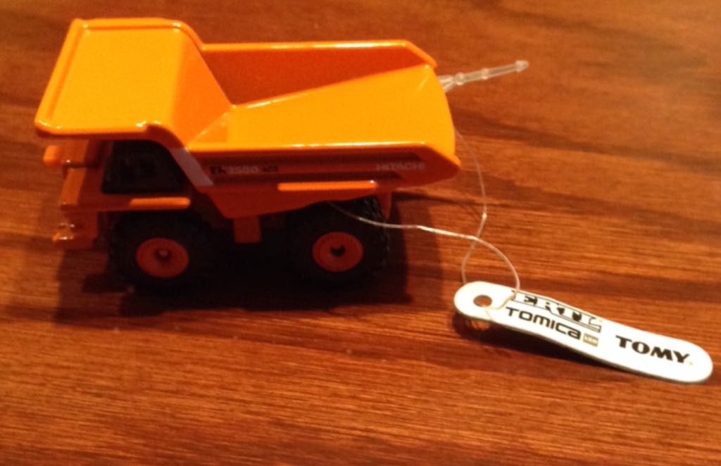 102.1 Hitachi Rigid Dump Truck EH3500AC II - VIETNAM - Takara Tomy Regular toy car collectible - Main Image 2