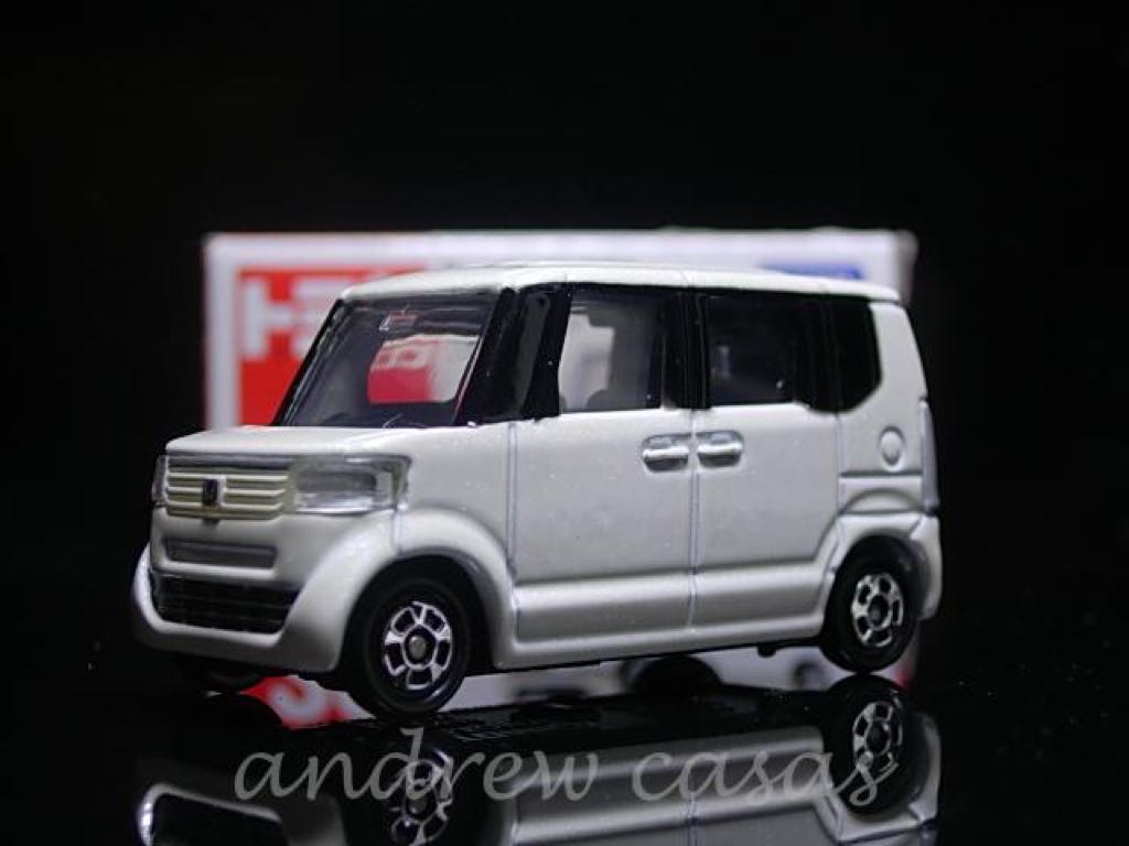 Honda N Box - Tomica New 2013 toy car collectible - Main Image 1