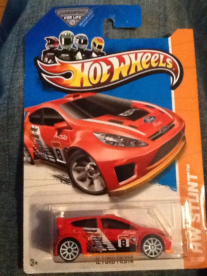 2013 Hot Wheels Treasure 12 Ford Fiesta  toy car collectible - Main Image 1