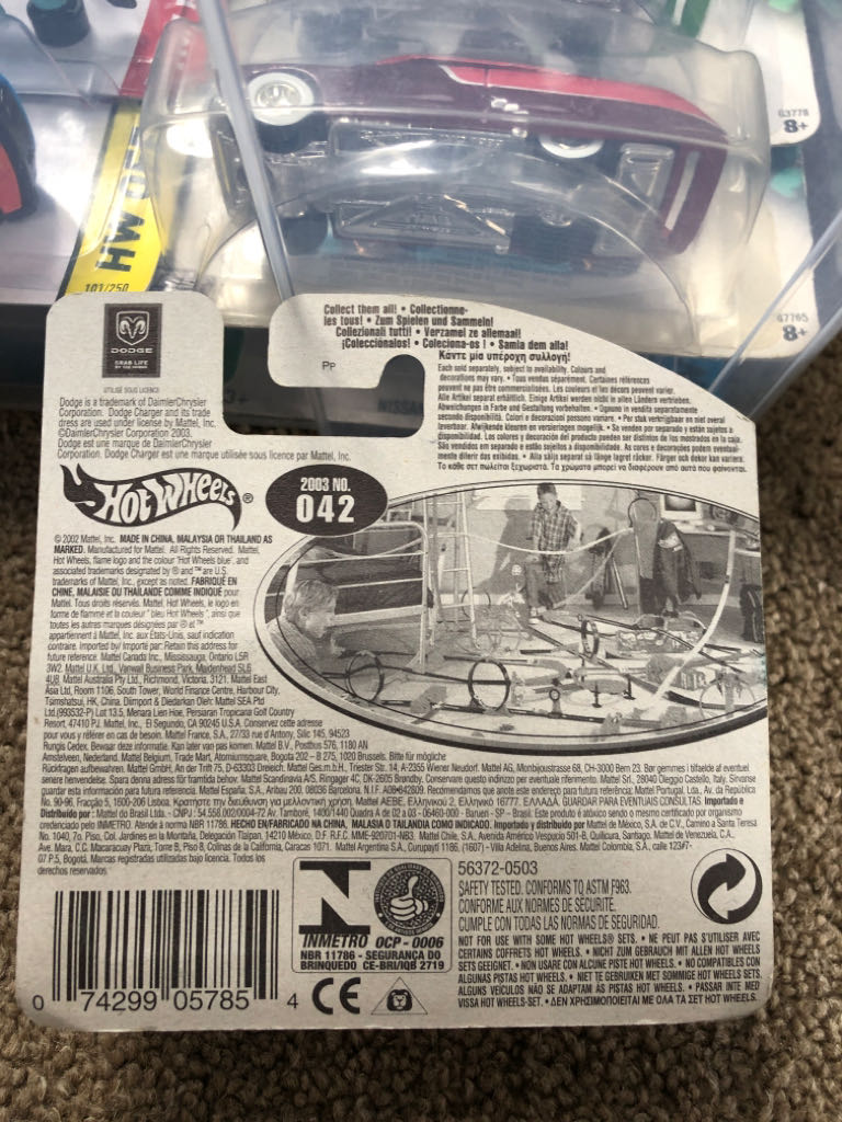 1970 Dodge Charger (Lm) - 2003 First Editions toy car collectible - Main Image 2