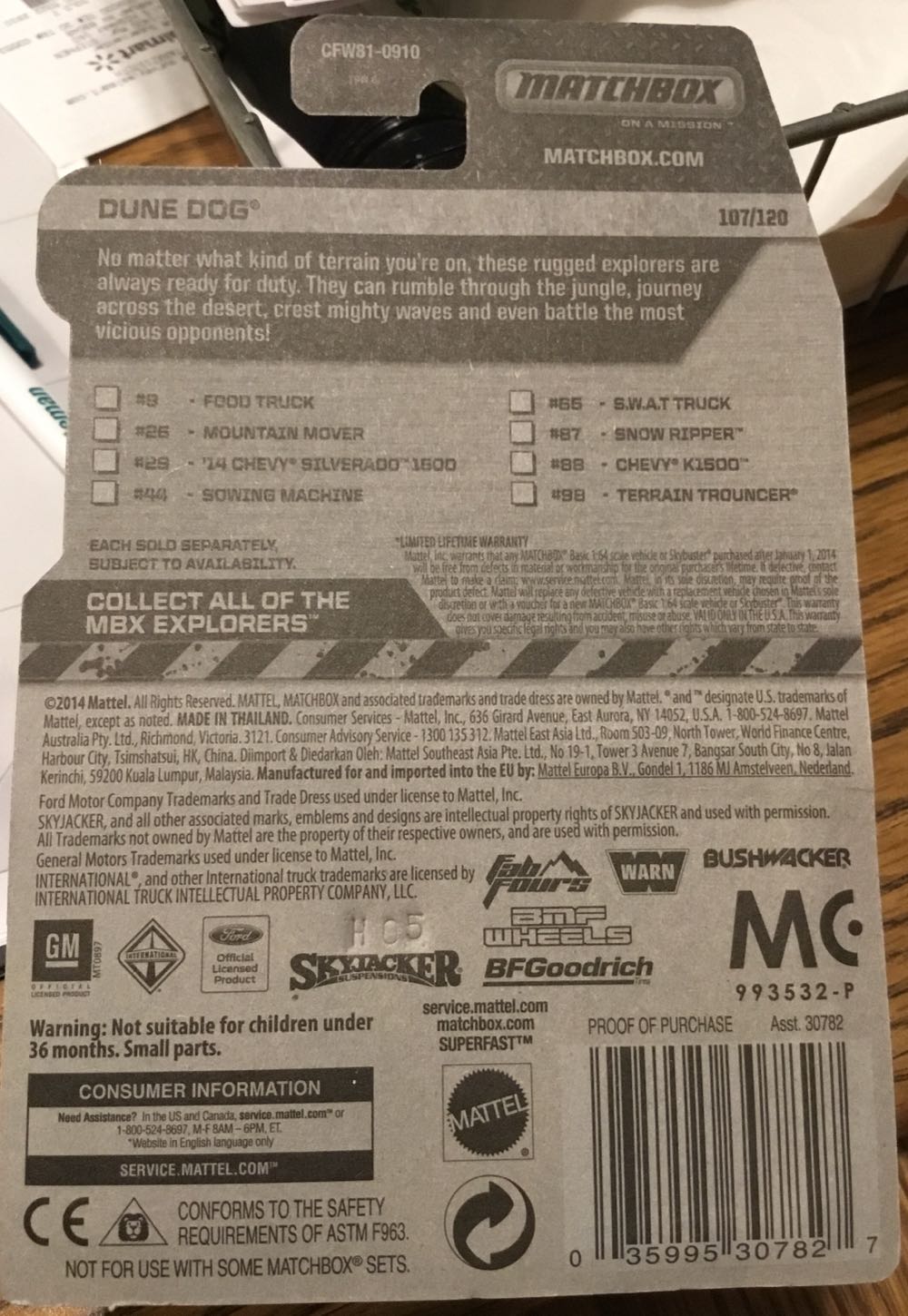 Matchbox Dune Dog - MBX Explorers toy car collectible - Main Image 3