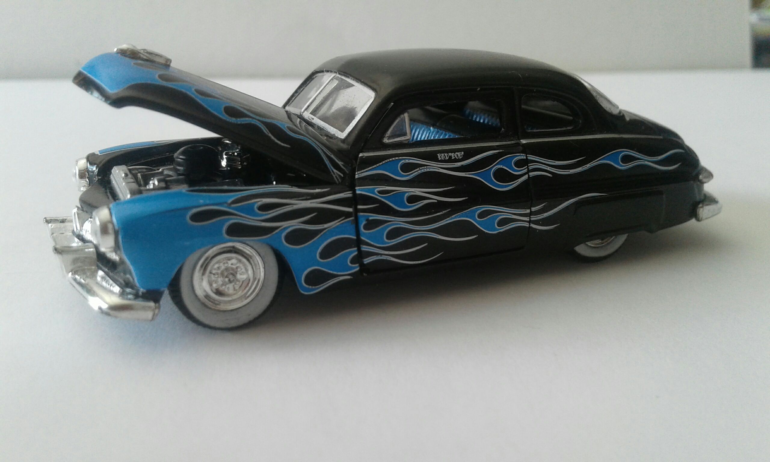 1949 Mercury - Auto Thentics toy car collectible - Main Image 2