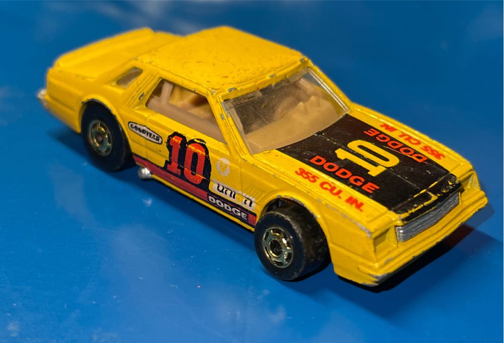 Mirada stocker - Hot Ones toy car collectible - Main Image 2