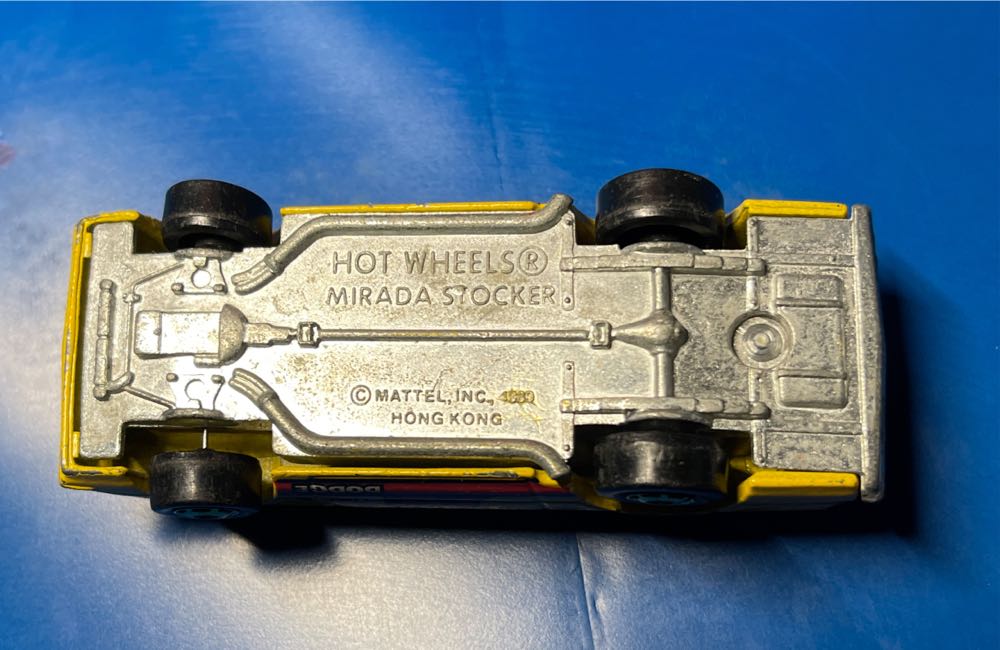 Mirada stocker - Hot Ones toy car collectible - Main Image 4