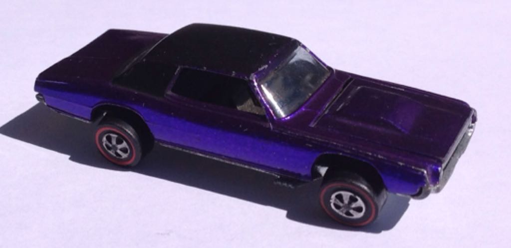 Custom T-Bird - Hot Wheels - Sweet Sixteen toy car collectible - Main Image 2