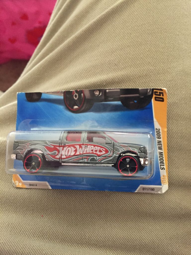 Lledo Days Gone Double Decker Madame Tussauds