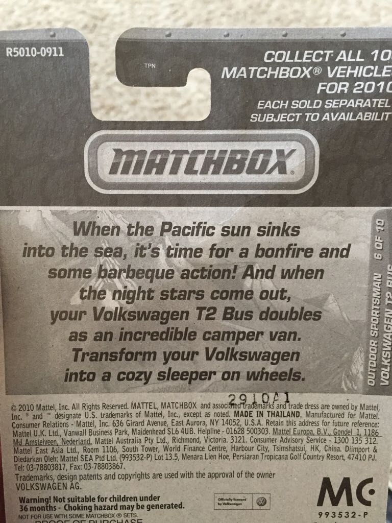 Volkswagen T2 Bus - Matchbox toy car collectible - Main Image 2