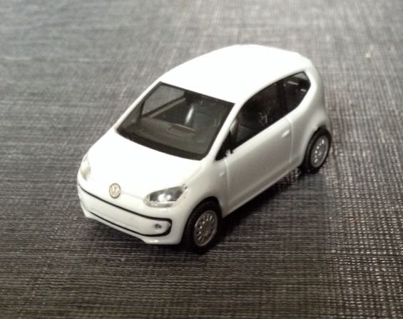 Hot Wheels ’08 Dodge Challenger SRT8