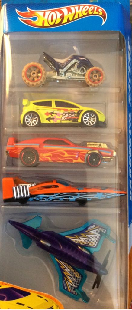 2012 Ford Fiesta - Daredevil Racers 5-Pack toy car collectible - Main Image 1