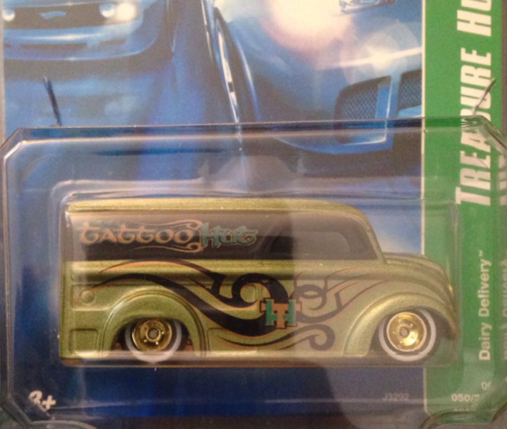 Hot Wheels Buzzerk Red