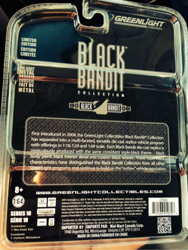 2014 Jeep Wrangler - Black Bandit 10 toy car collectible - Main Image 2