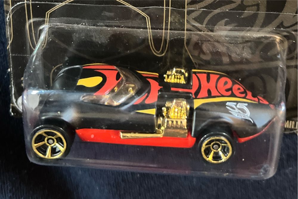 Twin Mill - 2023-55th ANNIVERSARY BLACK AND YELLOW toy car collectible - Main Image 3