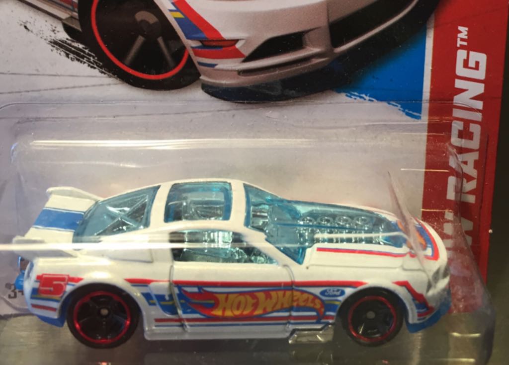Ford Mustang GT 2013 - HW Racing toy car collectible - Main Image 1