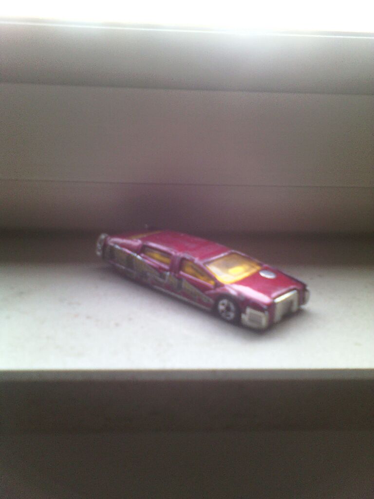 sentinel 400 limo  toy car collectible - Main Image 1