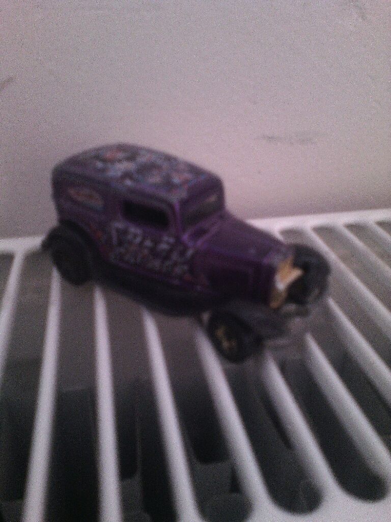 speed savage  toy car collectible - Main Image 2