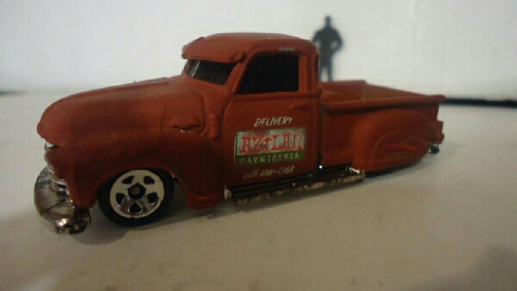 la troca  toy car collectible - Main Image 1