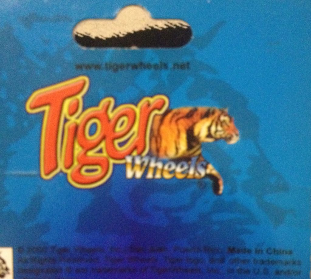 Tiger Van Lares Day - Special Edition toy car collectible - Main Image 2