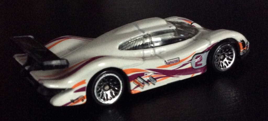 Porsche 911 GT1-98 toy car collectible - Main Image 2