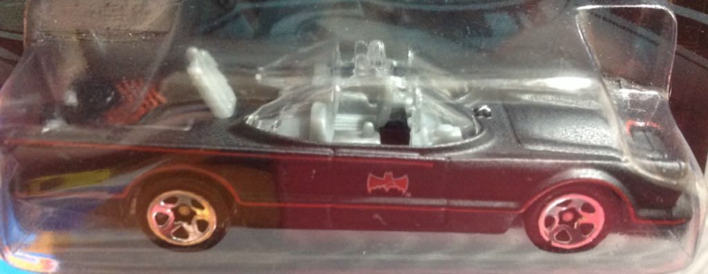Batman Classic TV Series Batmobile - 75 YEARS OF BATMAN toy car collectible - Main Image 2