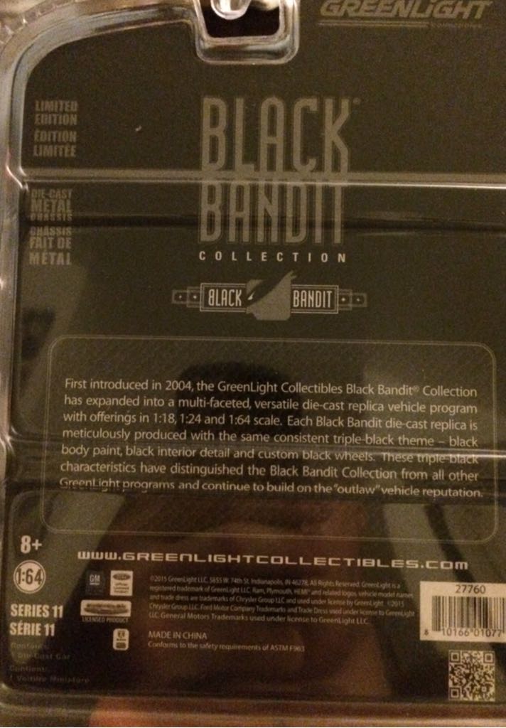 Ford Crown Victoria Police Interceptor - Black Bandit 11 toy car collectible - Main Image 2