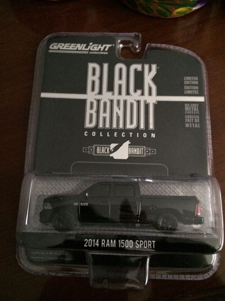 2014 Ram 1500 Sport - Black Bandit 11 toy car collectible - Main Image 1