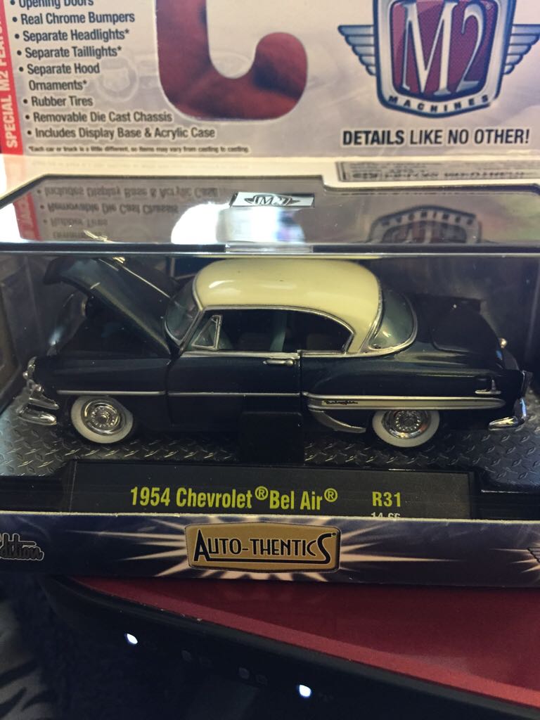 Hot Wheels: Volkswagen Drag Bus Malleco Tower Cranes