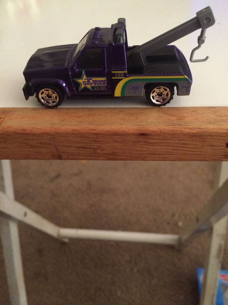 Gmc Wrecker Matchbox  toy car collectible - Main Image 2