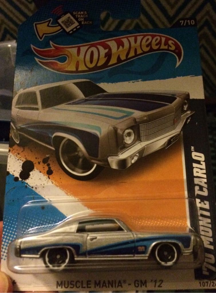 Hot Wheels 70 Monte Carlo  toy car collectible - Main Image 1