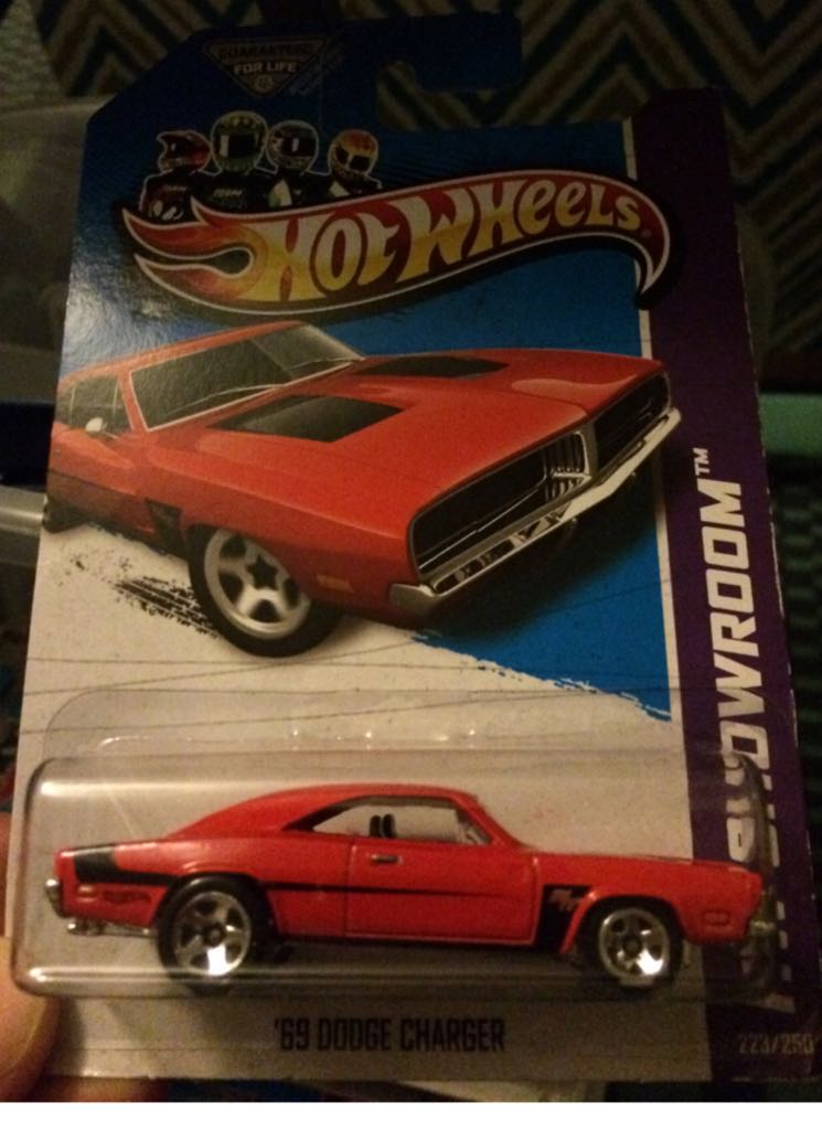 Hot Wheels ’69 Dodge Charger  toy car collectible - Main Image 1