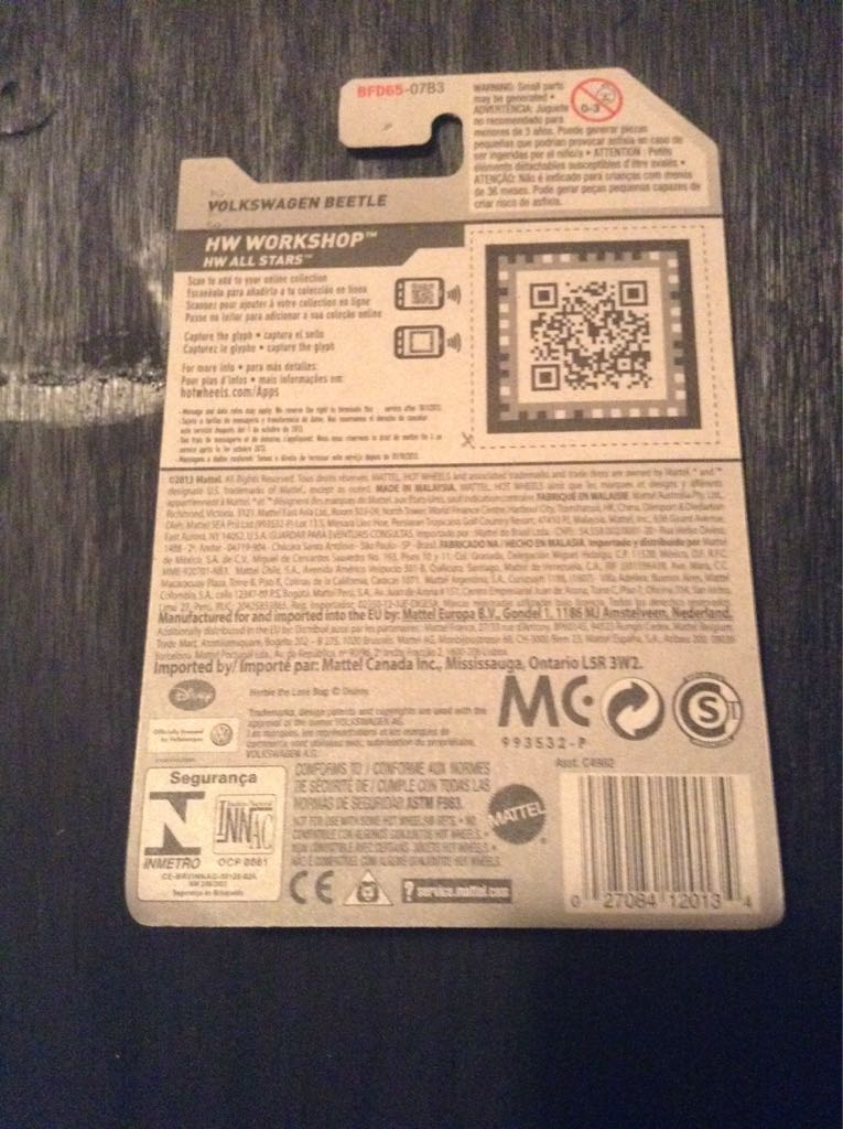 Hot Wheels Volkswagen Beetle - HW City Graffiti Riders toy car collectible - Main Image 2