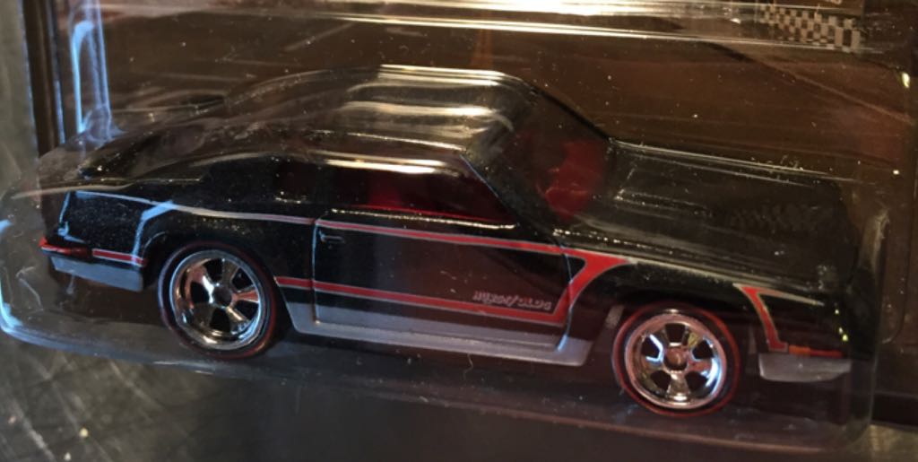 Hurst Olds 1984 - HW Boulevard toy car collectible - Main Image 2