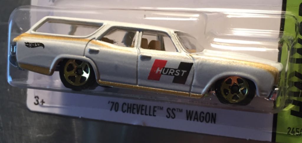 Chevelle 1970 SS Wagon - HW WORKSHOP toy car collectible - Main Image 2