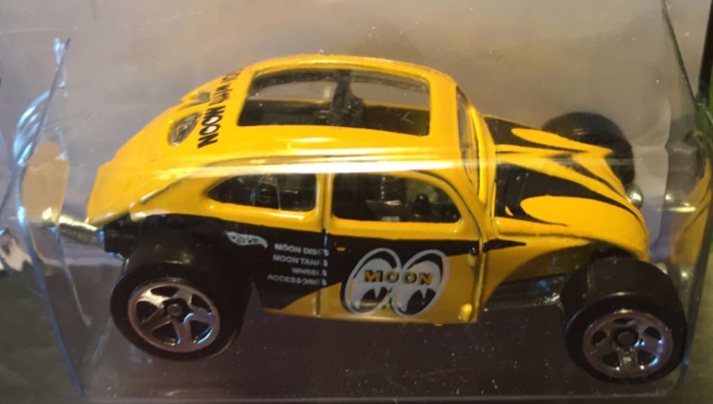 Custom Volkswagen Beetle - HW WORKSHOP toy car collectible - Main Image 2
