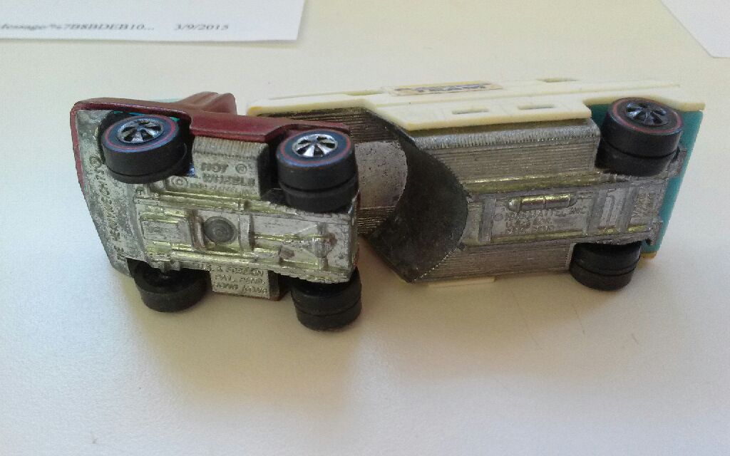 heavyweight team trailer  toy car collectible - Main Image 2