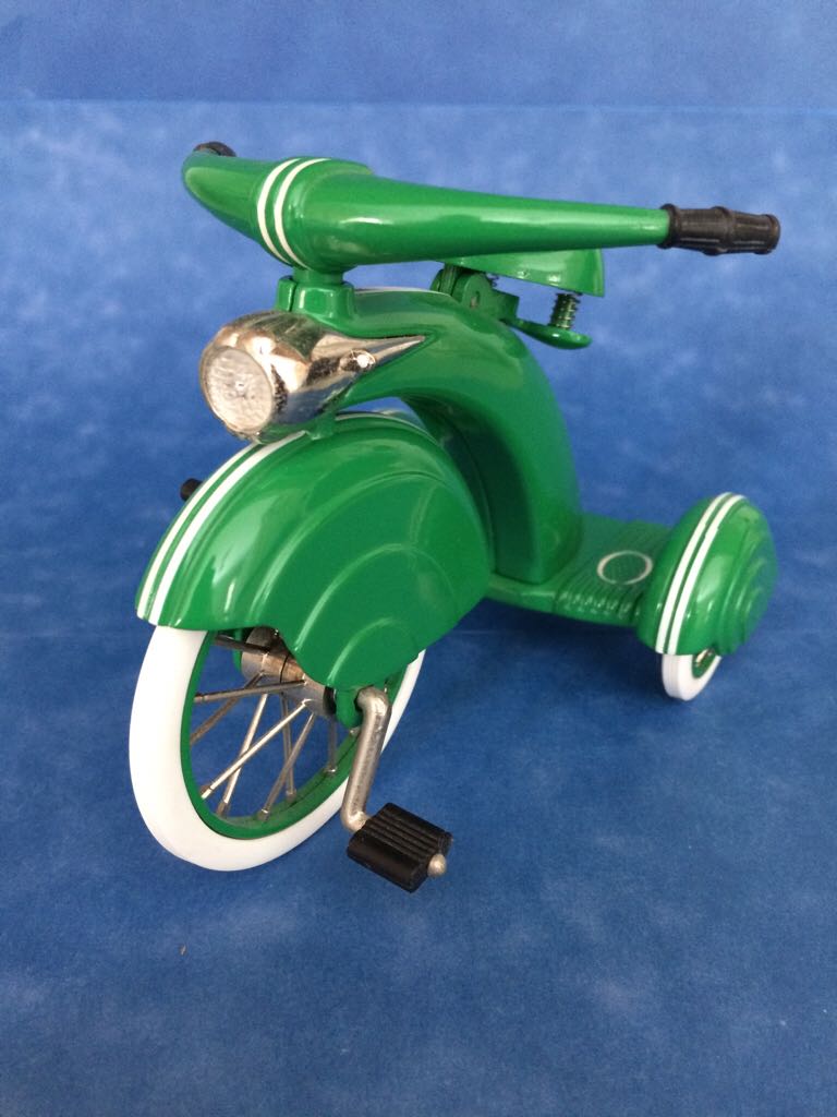 Lola GT 70 ( Red Line. Wall )