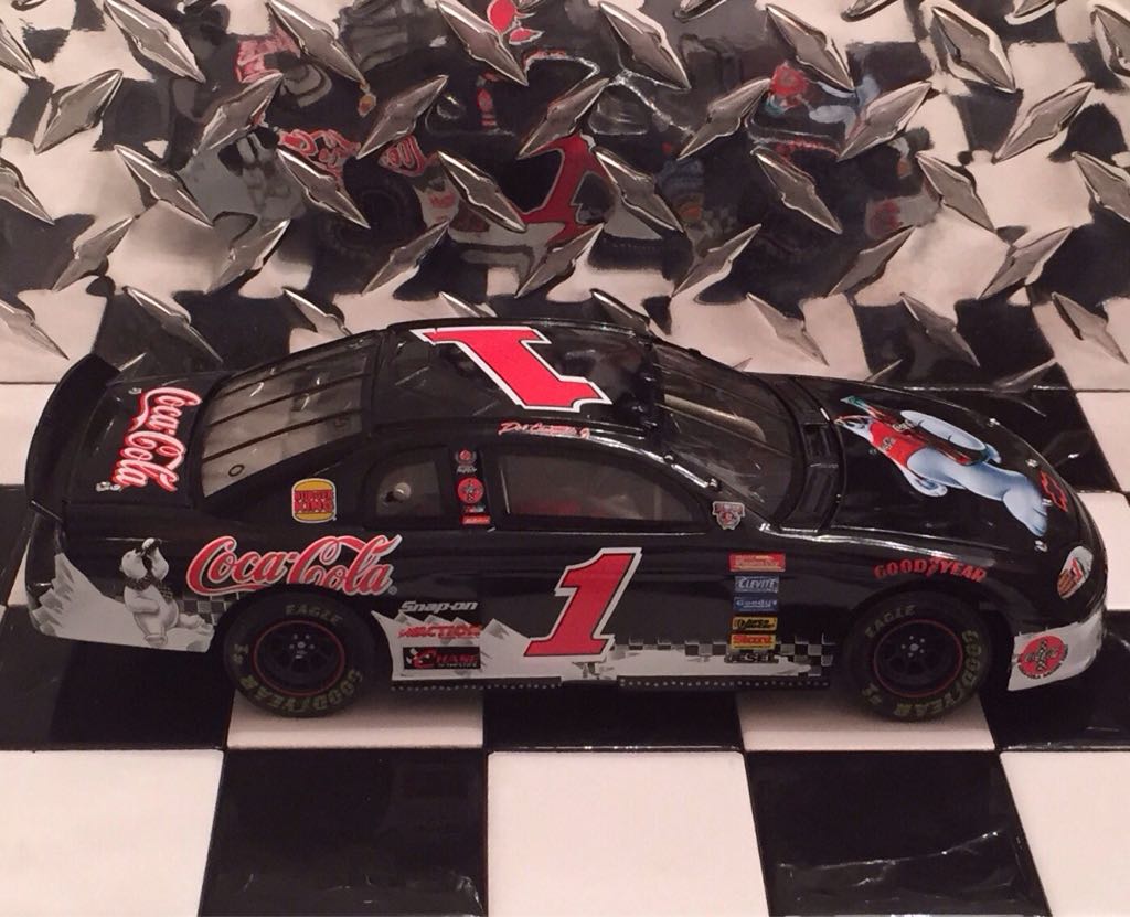 Dale Earnhardt Jr. - NASCAR Winston Cup Series toy car collectible - Main Image 2