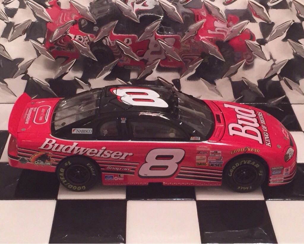 Dale Earnhardt Jr. - NASCAR Winston Cup Series toy car collectible - Main Image 2