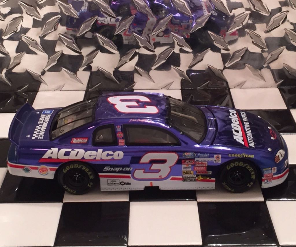 Dale Earnhardt Jr. - NASCAR Busch Series toy car collectible - Main Image 2