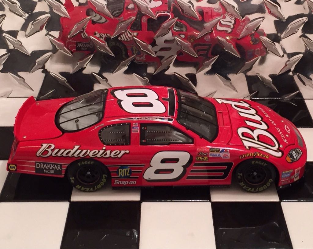 Dale Earnhardt Jr. - NASCAR Winston Cup Series toy car collectible - Main Image 2