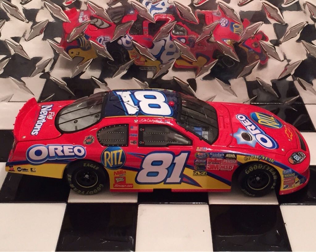 Dale Earnhardt Jr. - NASCAR Busch Series toy car collectible - Main Image 2