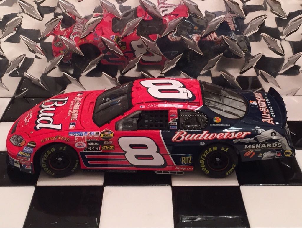 Dale Earnhardt Jr. - NASCAR Nextel Cup Series toy car collectible - Main Image 1