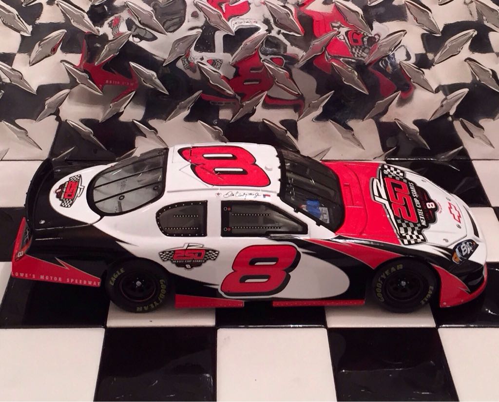 Dale Earnhardt Jr. - NASCAR Nextel Cup Series (Fantasy) toy car collectible - Main Image 2