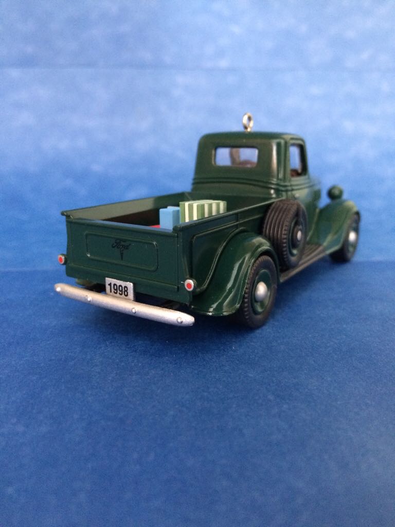 Truck Ornaments - All- American Trucks toy car collectible - Main Image 2