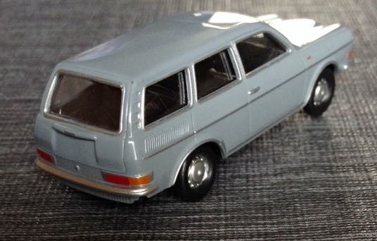 Vw 411 Variant  toy car collectible - Main Image 2