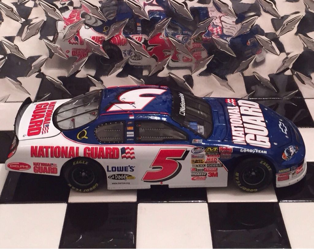 Dale Earnhardt Jr. - NASCAR Nationwide Series toy car collectible - Main Image 2