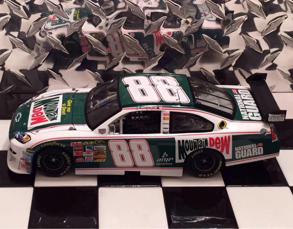 Dale Earnhardt Jr. - NASCAR Sprint Cup Series toy car collectible - Main Image 1
