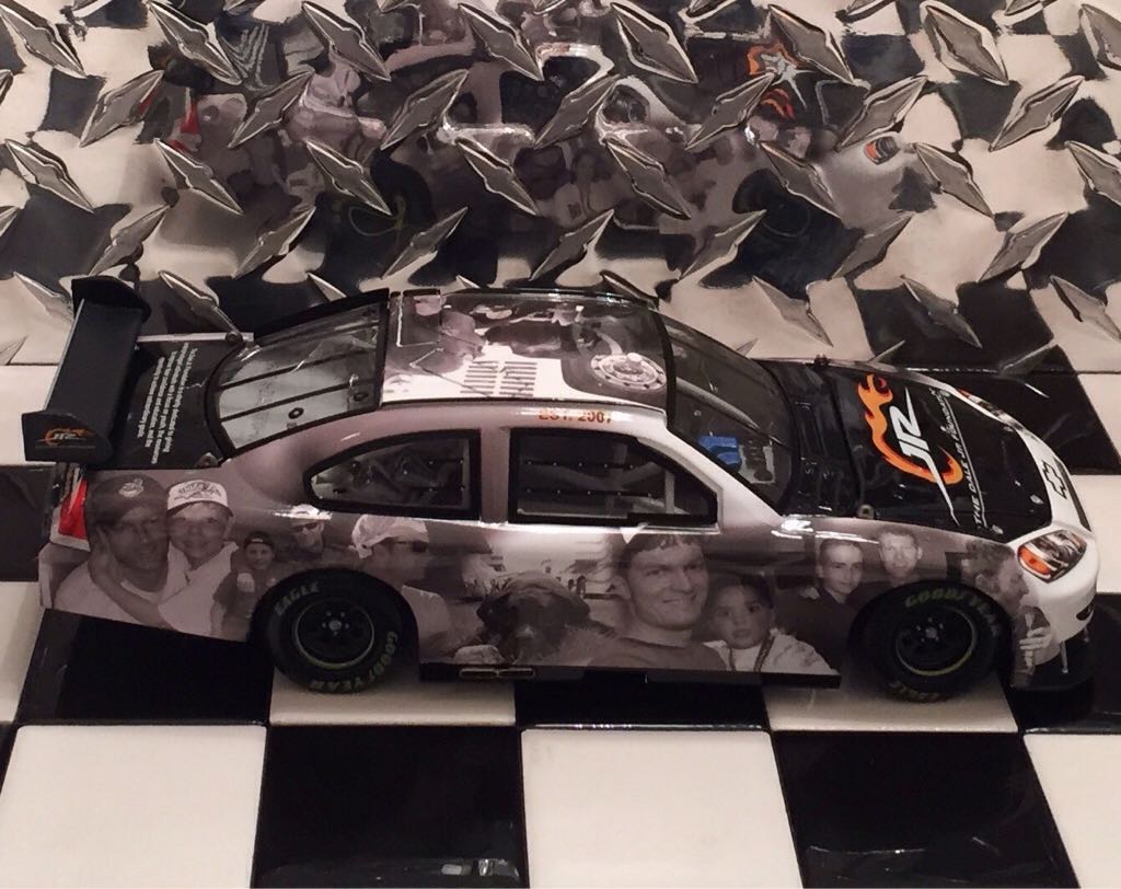 Dale Earnhardt Jr. - Fantasy toy car collectible - Main Image 2